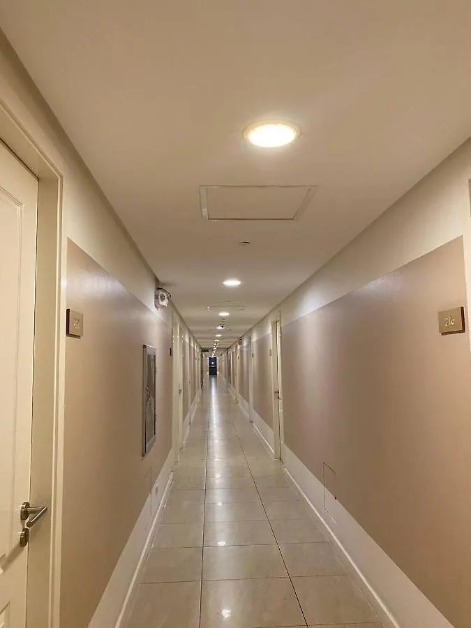 **** מלון Paranaque City Azure Urban Resort Residences הפיליפינים